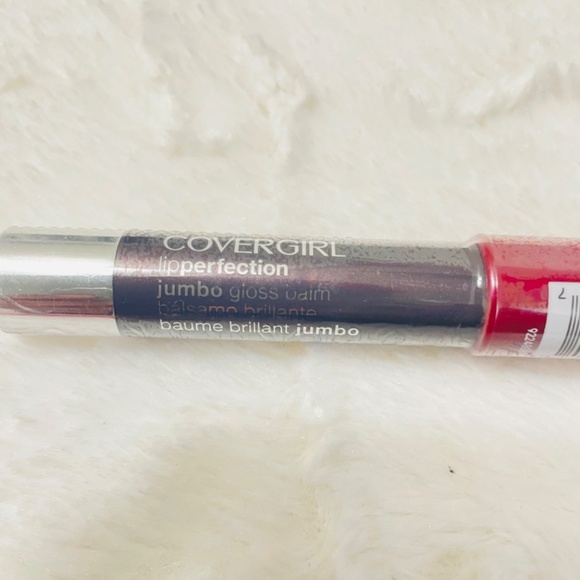 Bundled Discontinued Covergirl Jumbo Lip Balms - Picture 5 of 8